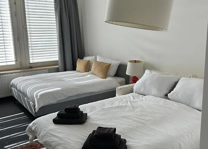 35 qm großes Apartment mit eigenem Badezimmer in den Elbvororten Hamburg