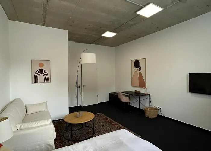 35 qm großes Apartment mit eigenem Badezimmer in den Elbvororten Hamburg
